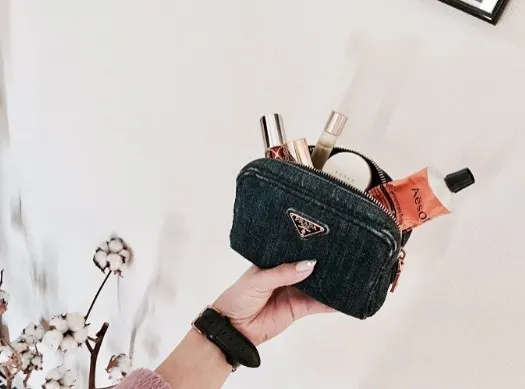 2017y03m15d_113748041