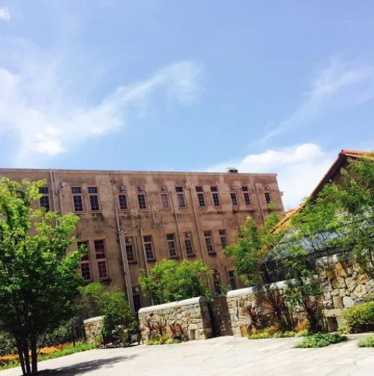 2017y06m05d_111151246