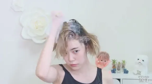 2017y05m22d_152330030