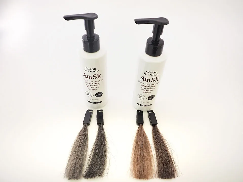 AmSkカラーシャンプーのボトルと染毛写真