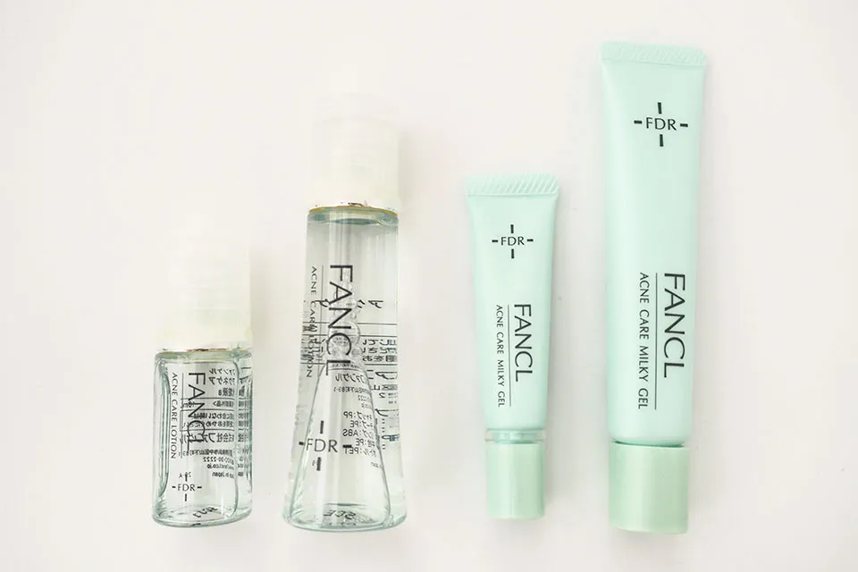 ファンケルアクネケア化粧液の比較画像