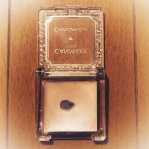 キャンメイク アイシャドウベース 商品画像②