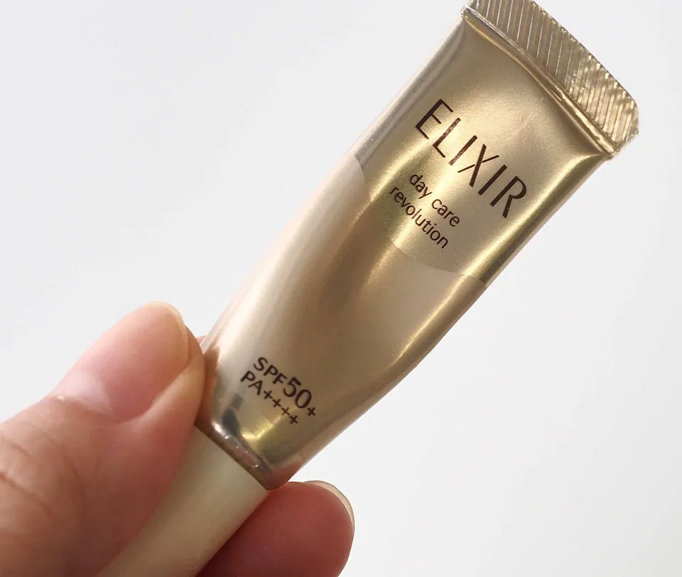 エリクシールシュペリエルデーケア写真