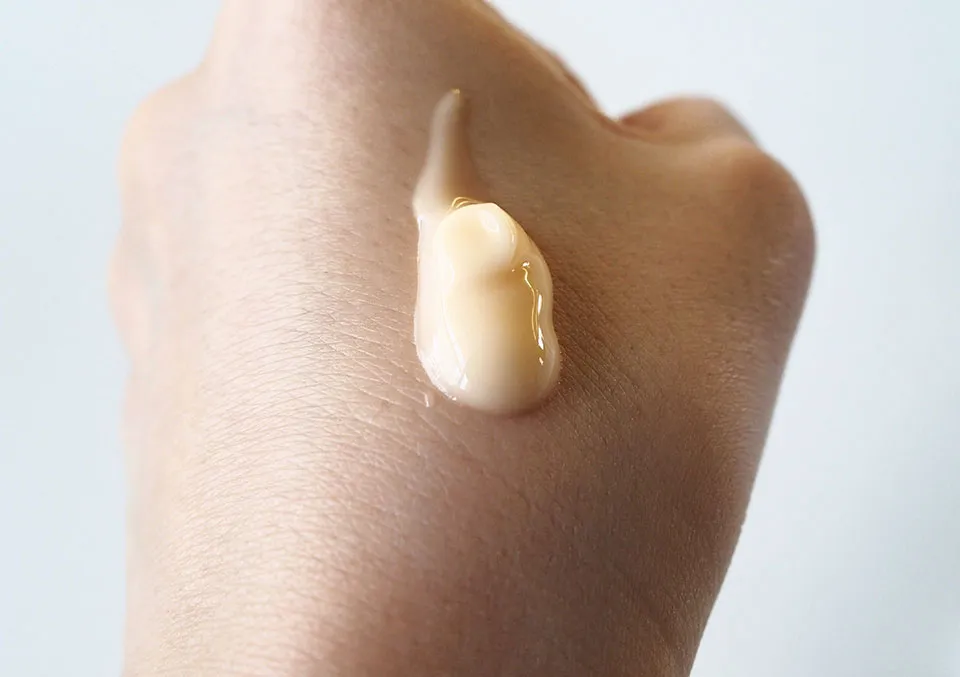 コーズシックスを手に出した画像