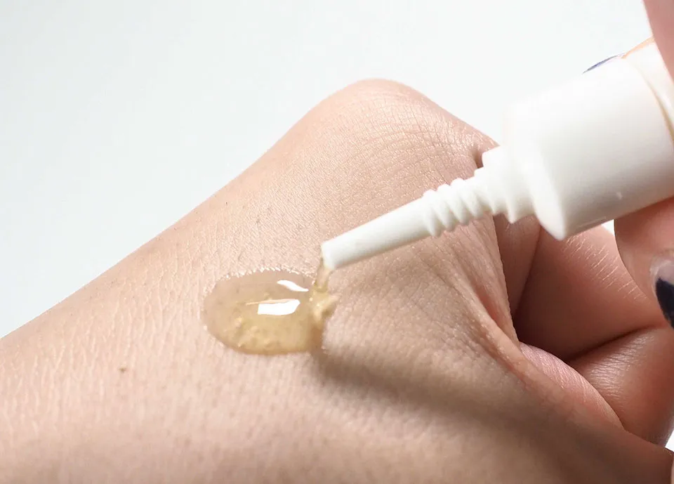 HANA美容液使用感写真