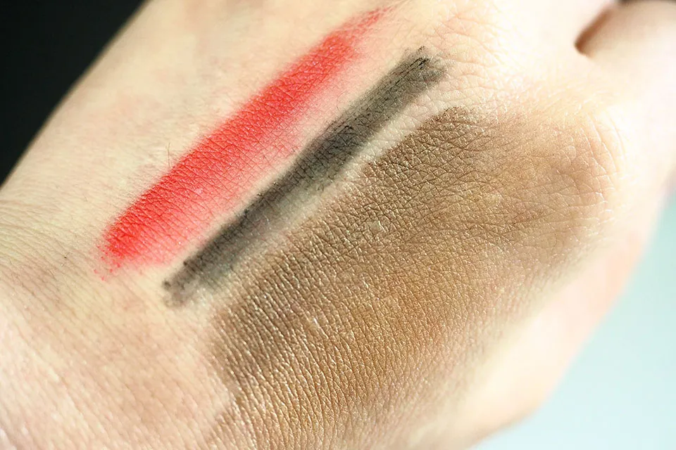 マイルドクレンジングオイル洗浄力テスト、メイク用品を塗ってみたところ