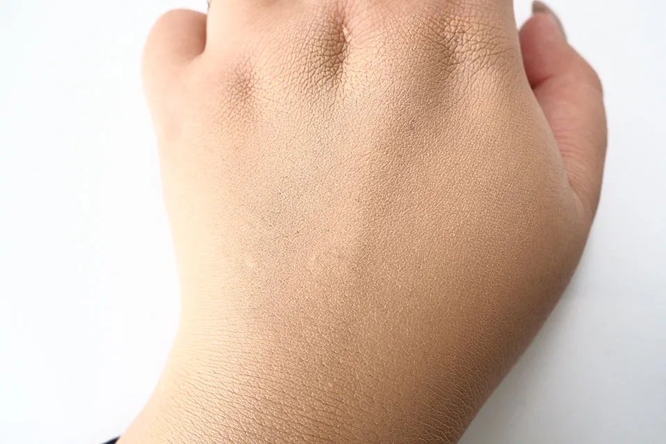 イニクスファンデーションの画像