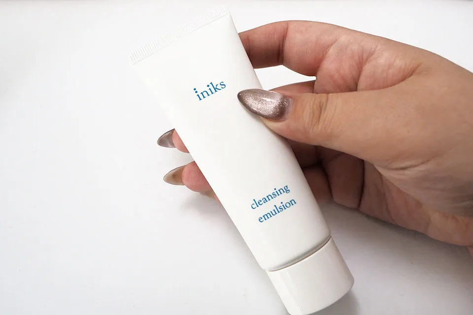 イニクスクレンジングエマルジョンの画像