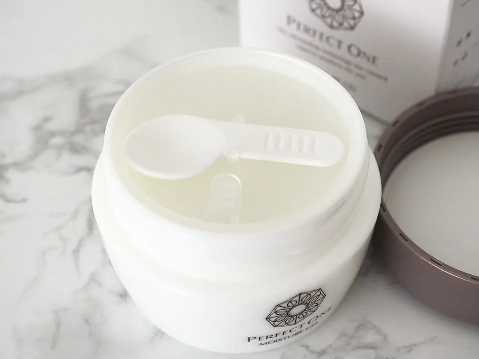 内ブタにスパチュラ