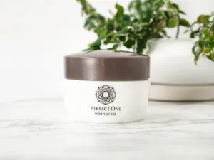 パーフェクトワン モイスチャージェルの口コミが両極端な理由。実使用レビューと成分分析で効果を徹底調査。 アイキャッチ画像