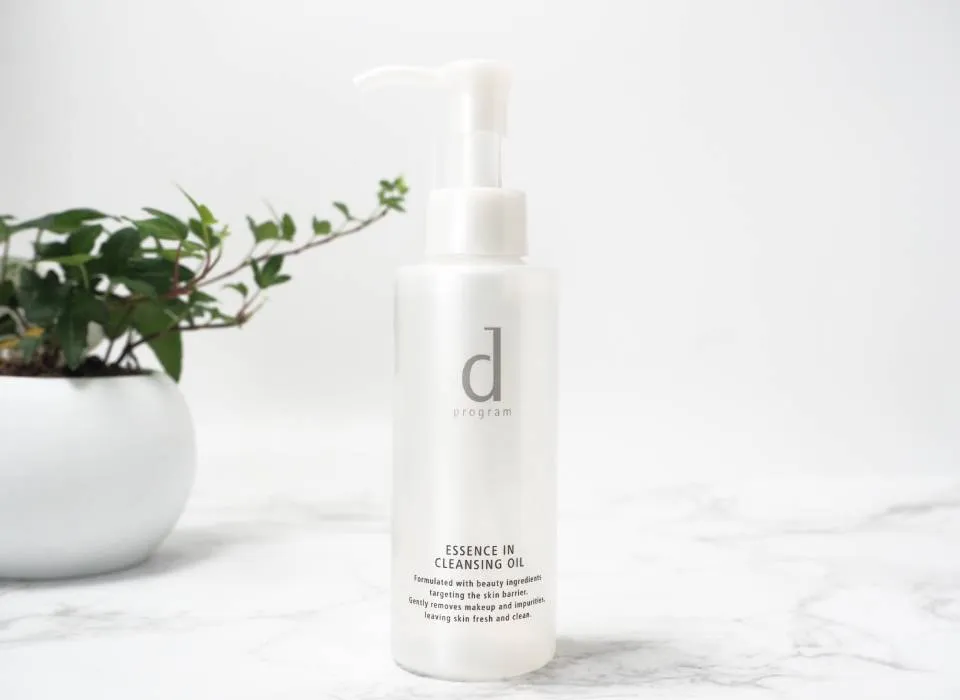 dプログラムエッセンスインクレンジングオイルの商品画像