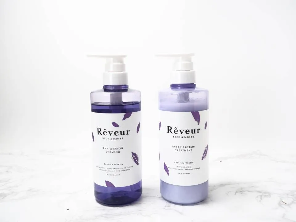 レヴールシャンプーの口コミや実際に使ってみたレビューをご紹介。フィトプロテインシリーズの効果を成分解析してみた。 アイキャッチ画像