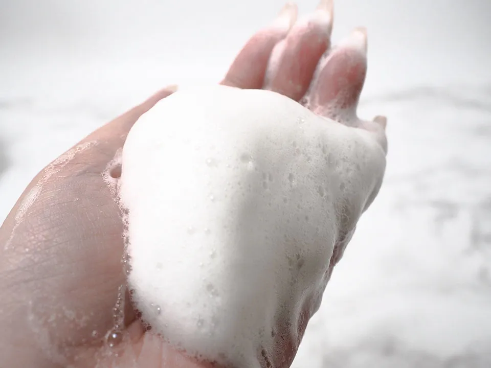 haruシャンプーを泡立てた写真