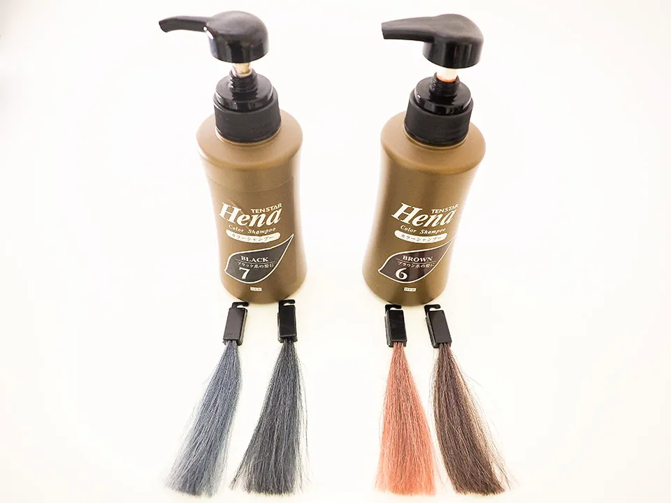 テンスターカラーシャンプーのボトルと染毛写真
