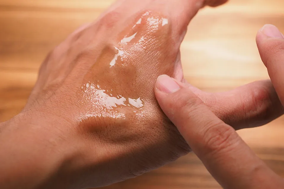 肌に伸ばしたところ