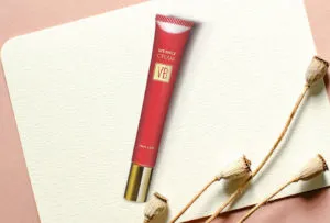フレイスラボ リンクルクリームVBの口コミや効果を調査！シワ改善やシミケアはできる？ アイキャッチ画像