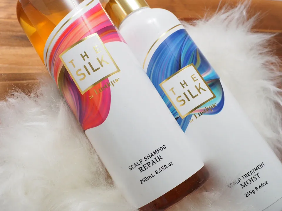 thesilkシャンプーとトリートメントのロゴ部分アップ画像