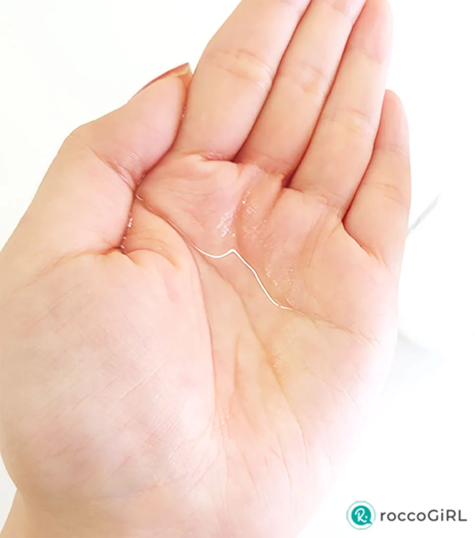 dプロ化粧水使用