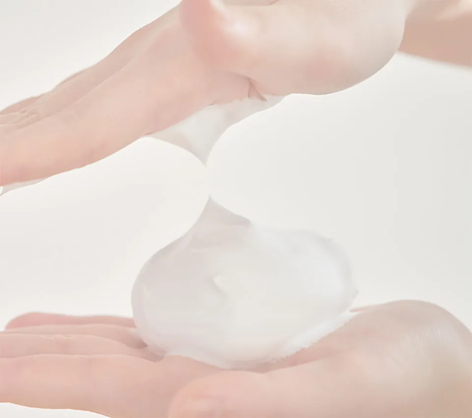 シロルクリスタルホイップ泡写真