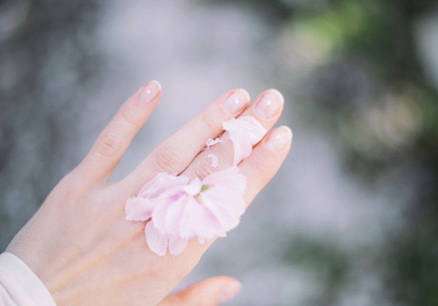 炭パックの効果で毛穴汚れとはさよなら!美肌を叶える5つの炭美容アイテムを紹介! アイキャッチ画像