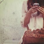 おしゃれ女子のカバンの中身を大公開!こだわりの持ち物で印象アップを目指そう♡