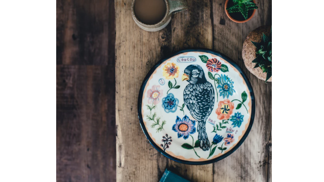 鳥の刺繍