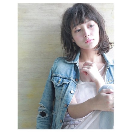 2017y04m05d_114819670