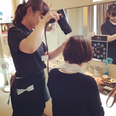 2017y04m07d_150139319