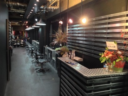 2017y04m27d_145226851