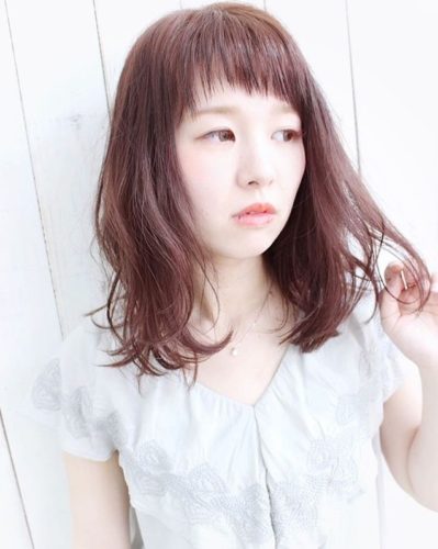 透明感のあるピンクベージュ