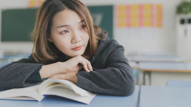 女子学生