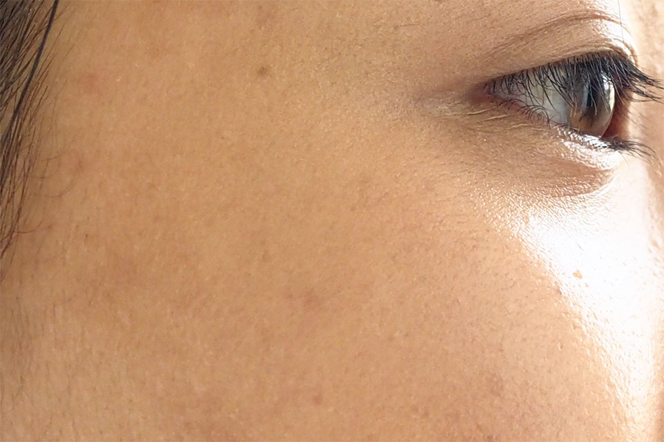 モイスチャー自然な肌色使用画像