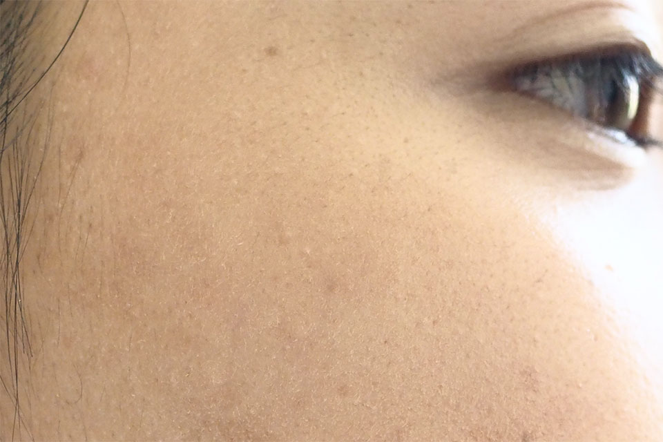 マット明るい肌色使用画像