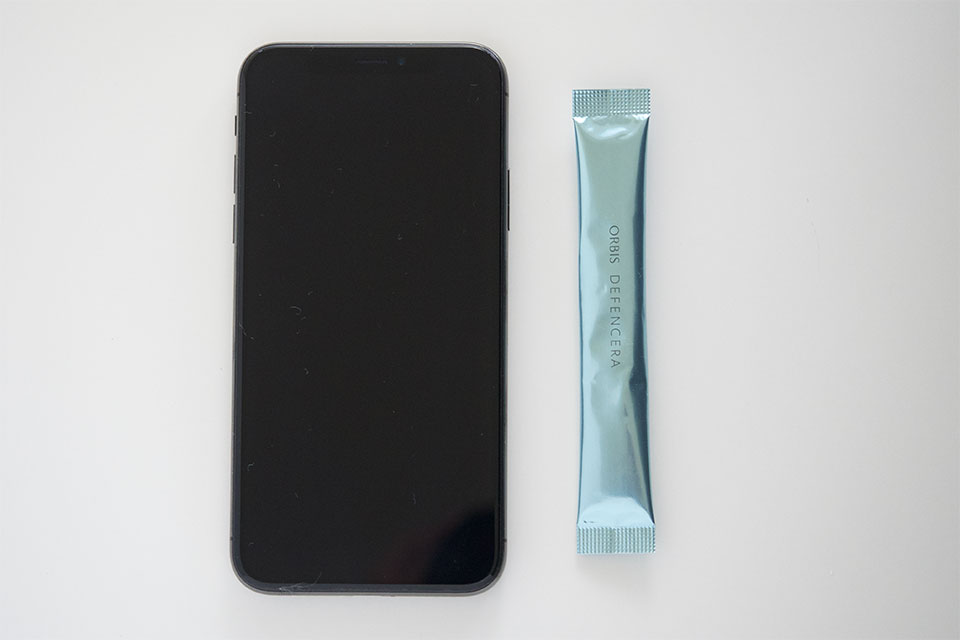 iPhoneとのサイズ比較