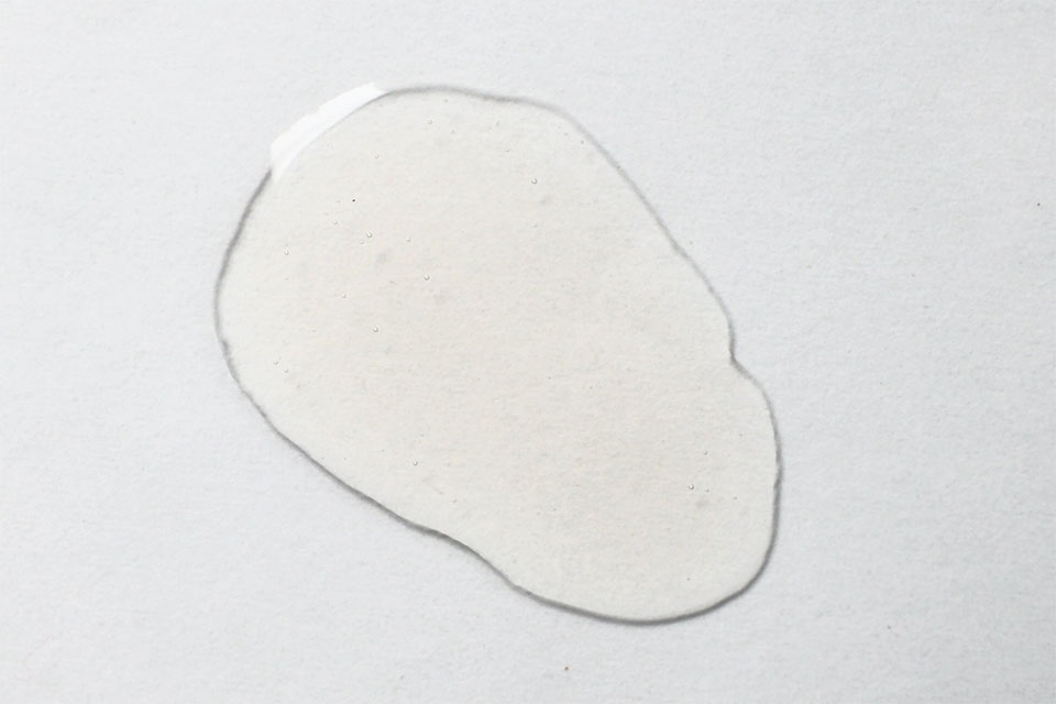 ボタニックセラムの色