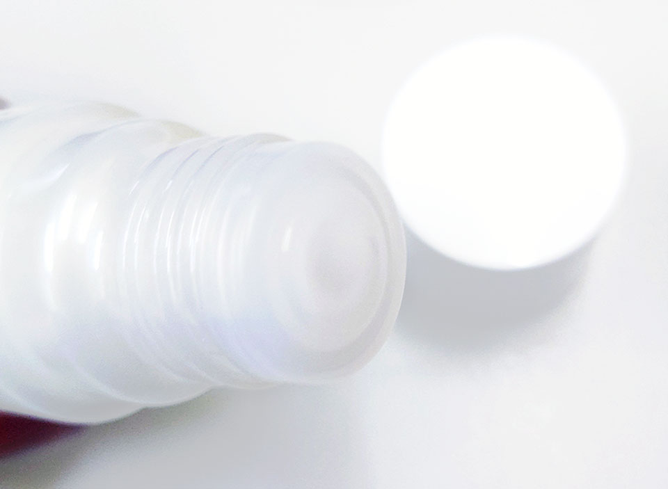 エリクシール乳液ボトル