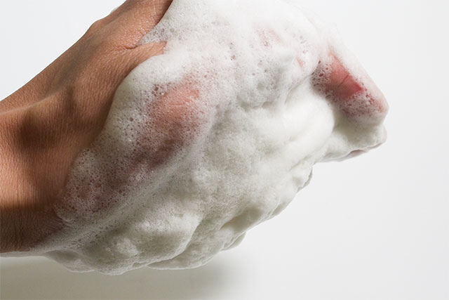 キアラの泡立ち。下を向けても落ちない