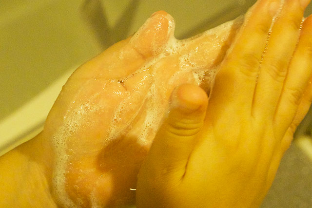 シャンプーの泡立ち