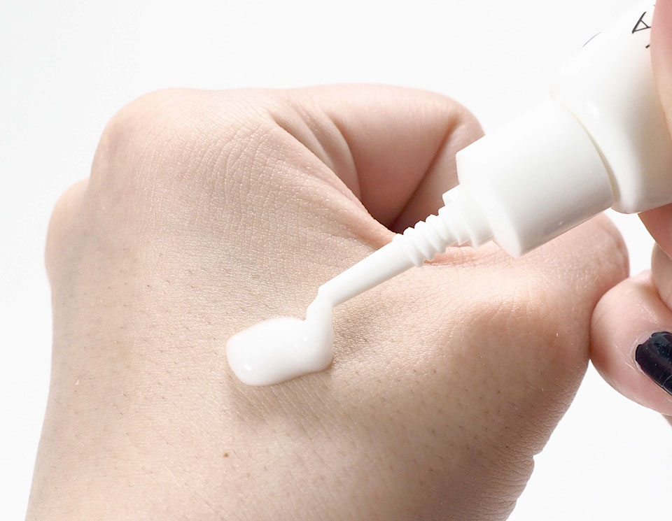 HANA乳液テクスチャ写真