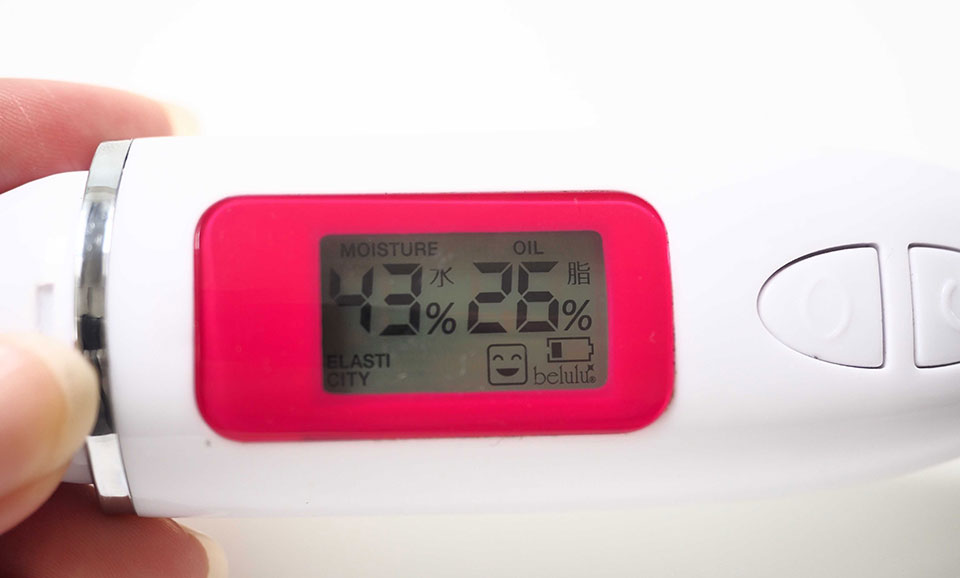 シズカゲル計測前の肌水分量の写真