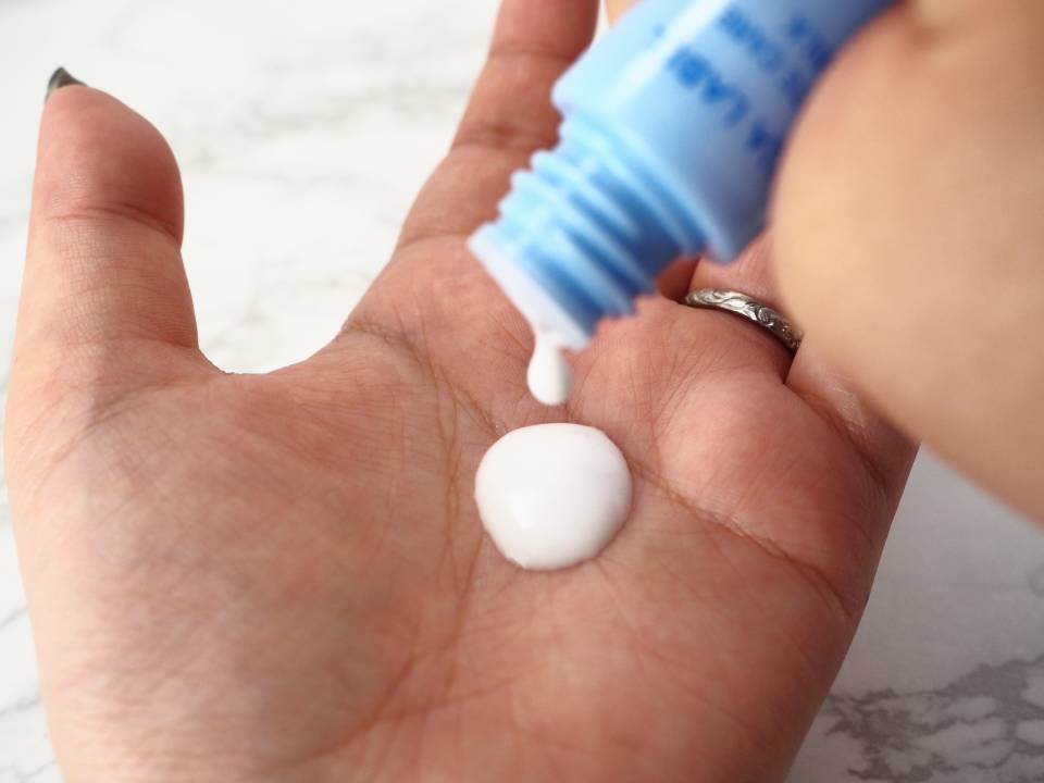 アクアレーベルホワイトケアの写真