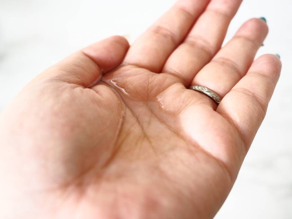 dプログラムエッセンスインクレンジングオイルの商品画像