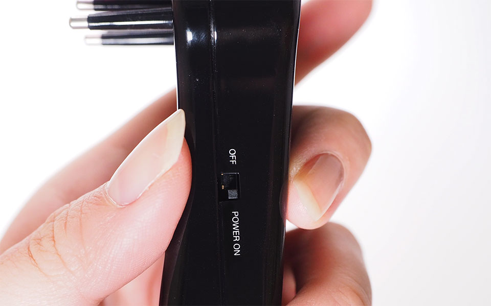 デンキバリブラシ電源ボタン