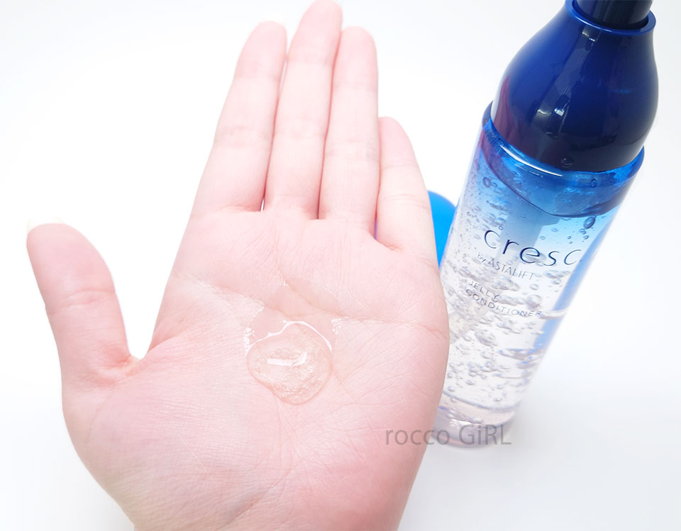 クレスク化粧水テクスチャ使用感写真