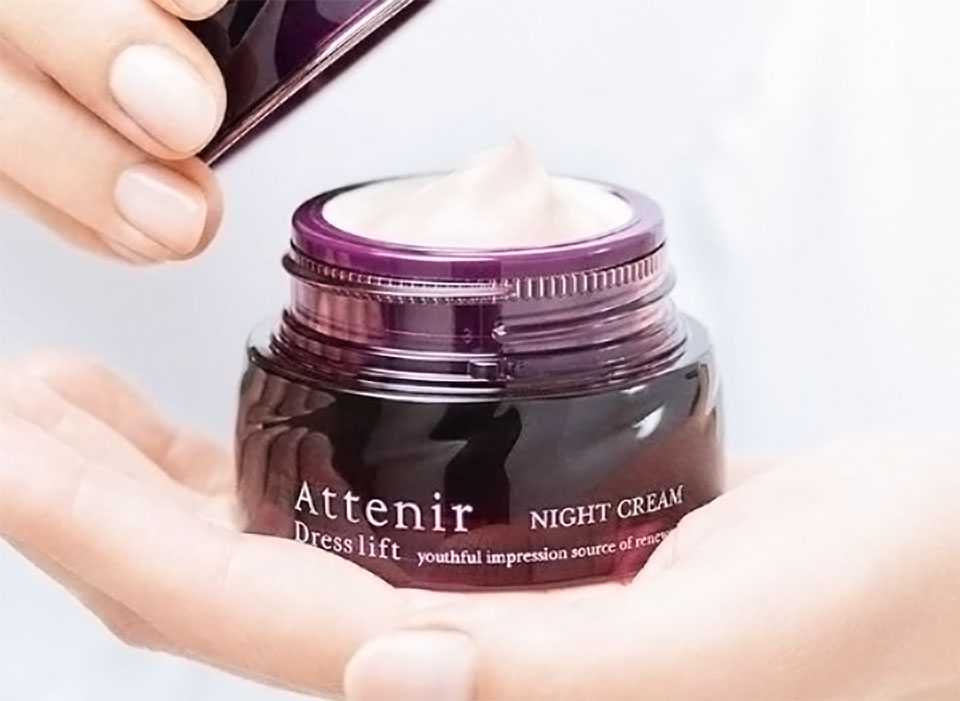 アテニアドレススノークリーム写真