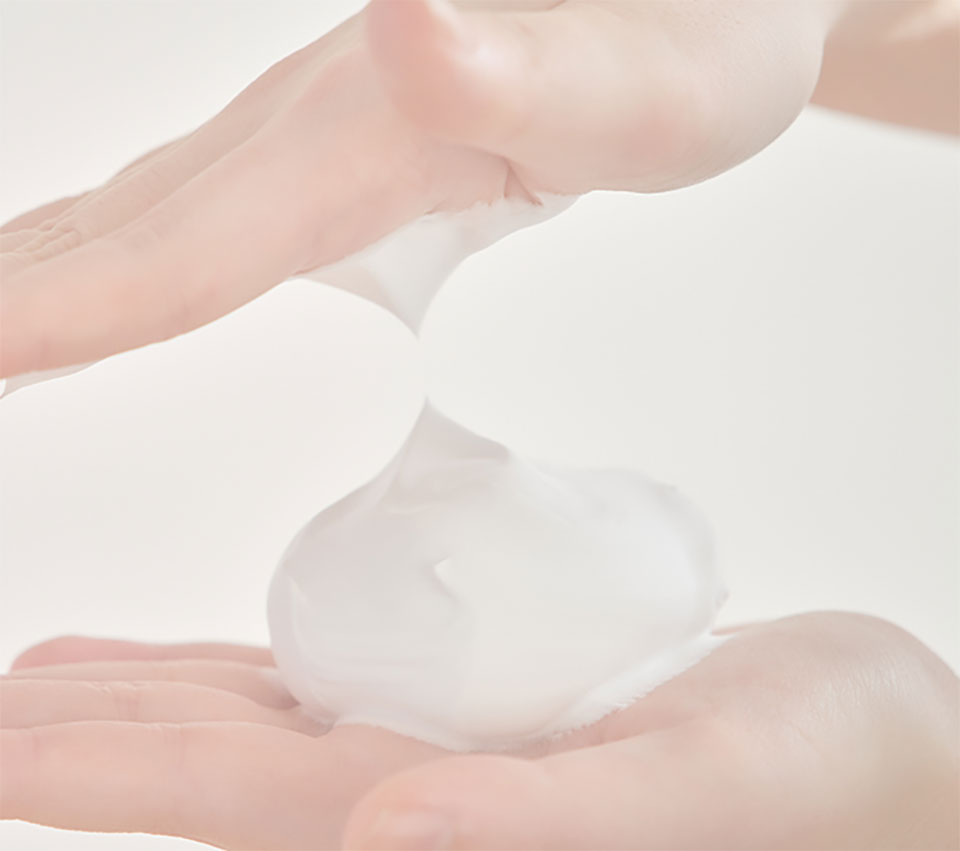 シロルクリスタルホイップ泡写真