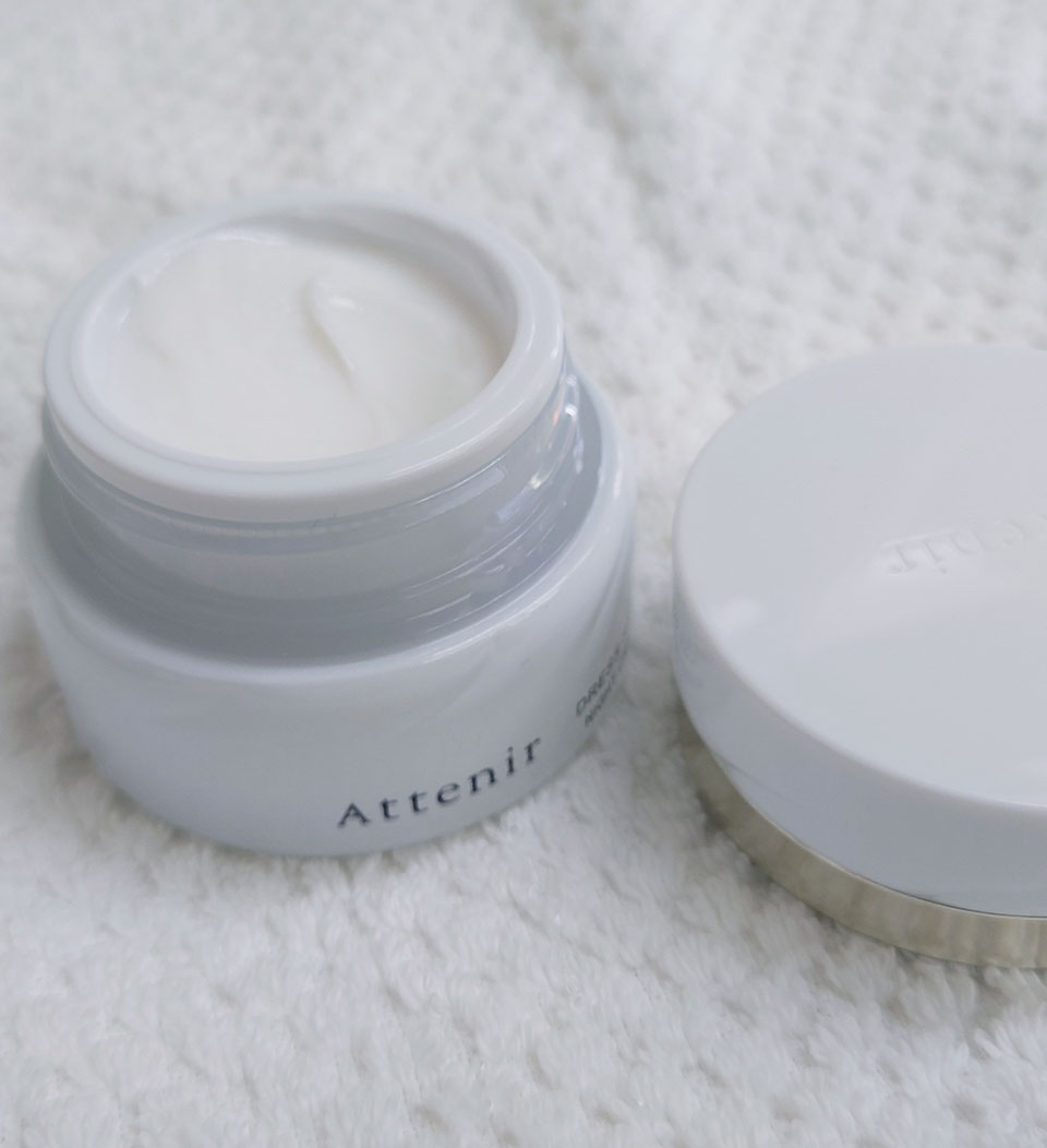 アテニアドレススノークリーム使用感口コミ