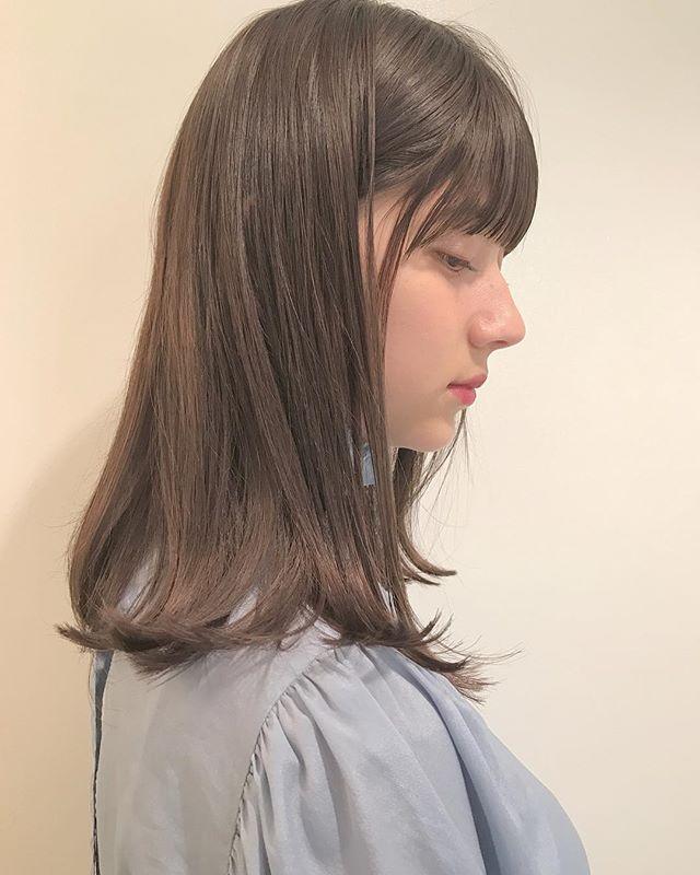 女性に人気の髪色カタログ シーズントレンドカラーで女子力upのヘアを楽しもう Roccogirl