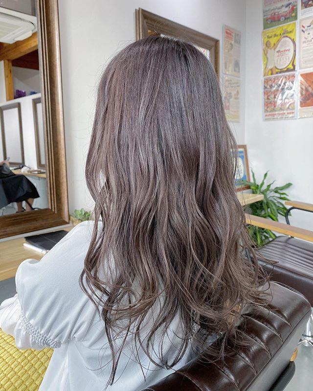 21年最新 インスタで流行りのヘアカラーを調査 おしゃれを先駆けるインスタ女子は何色に染めているの Roccogirl