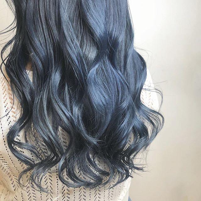 ブルージュヘアカラー厳選 暗髪もハイトーンもかわいいトレンド感抜群の髪色をご紹介 Roccogirl ブルージュヘアカラー厳選 暗髪もハイトーンもかわいいトレンド感抜群の髪色をご紹介 Roccogirl